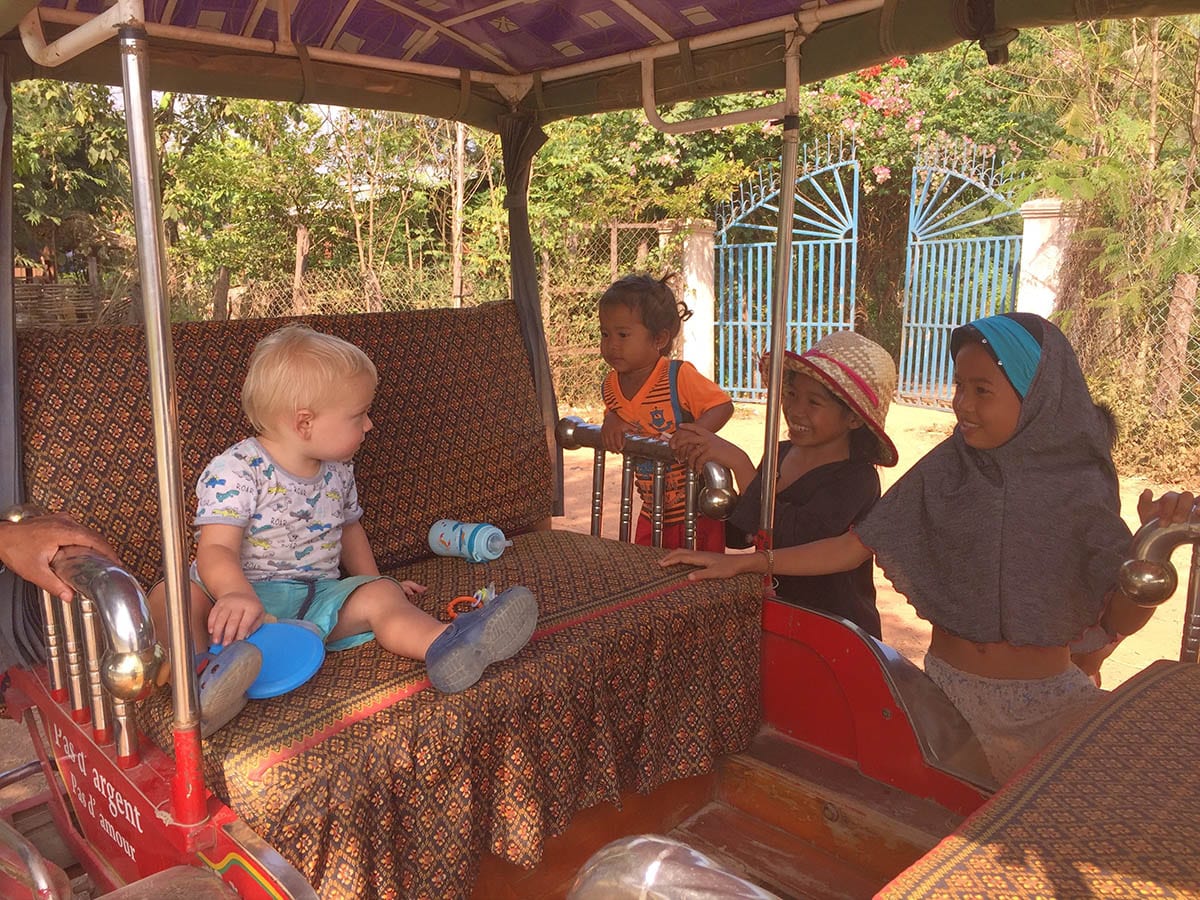 Fernreisen mit Kindern wohin? Beliebte Urlaubsziele für Familien – Kambodscha, auf dem Land in der Nähe von Kampot