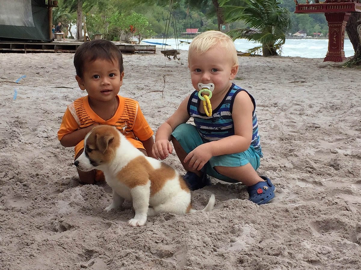 Fernreisen mit Kindern wohin? Beliebte Urlaubsziele für Familien – Kambodscha, Koh Rong Sanloem