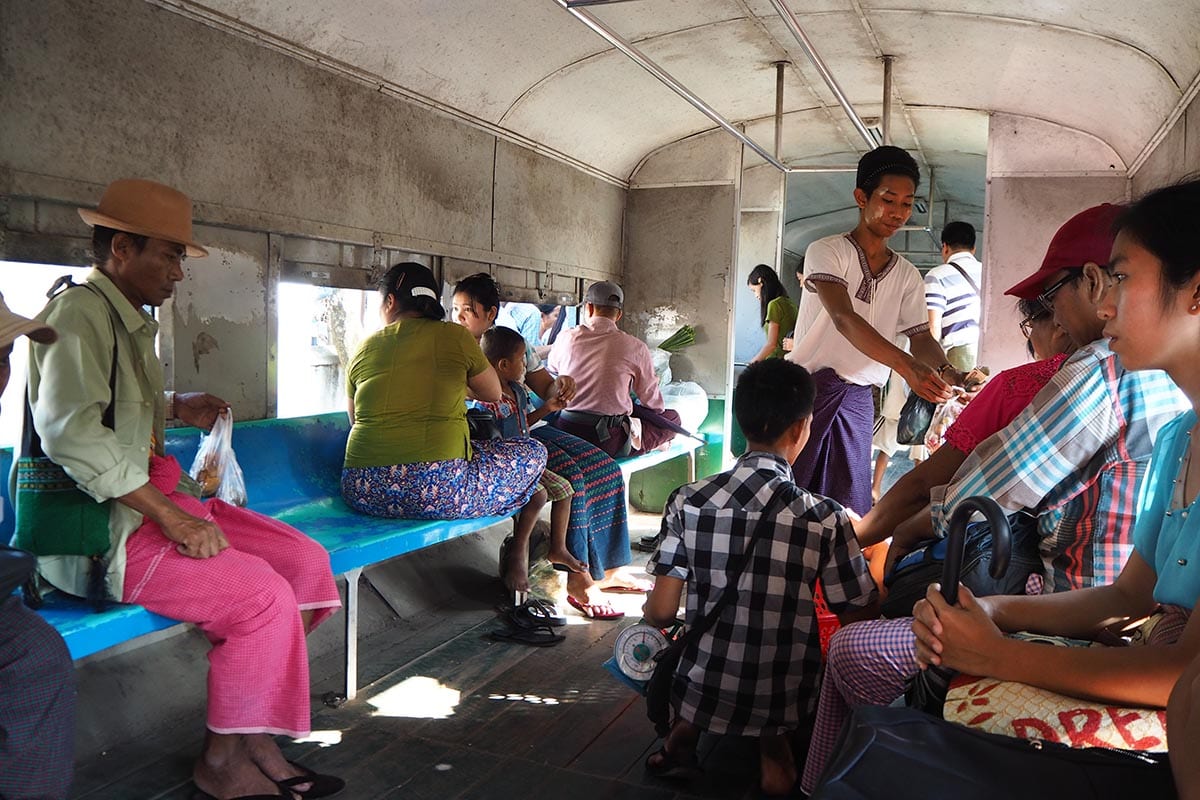 Unsere schönsten Myanmar Sehenswürdigkeiten: Circle Train in Yangon