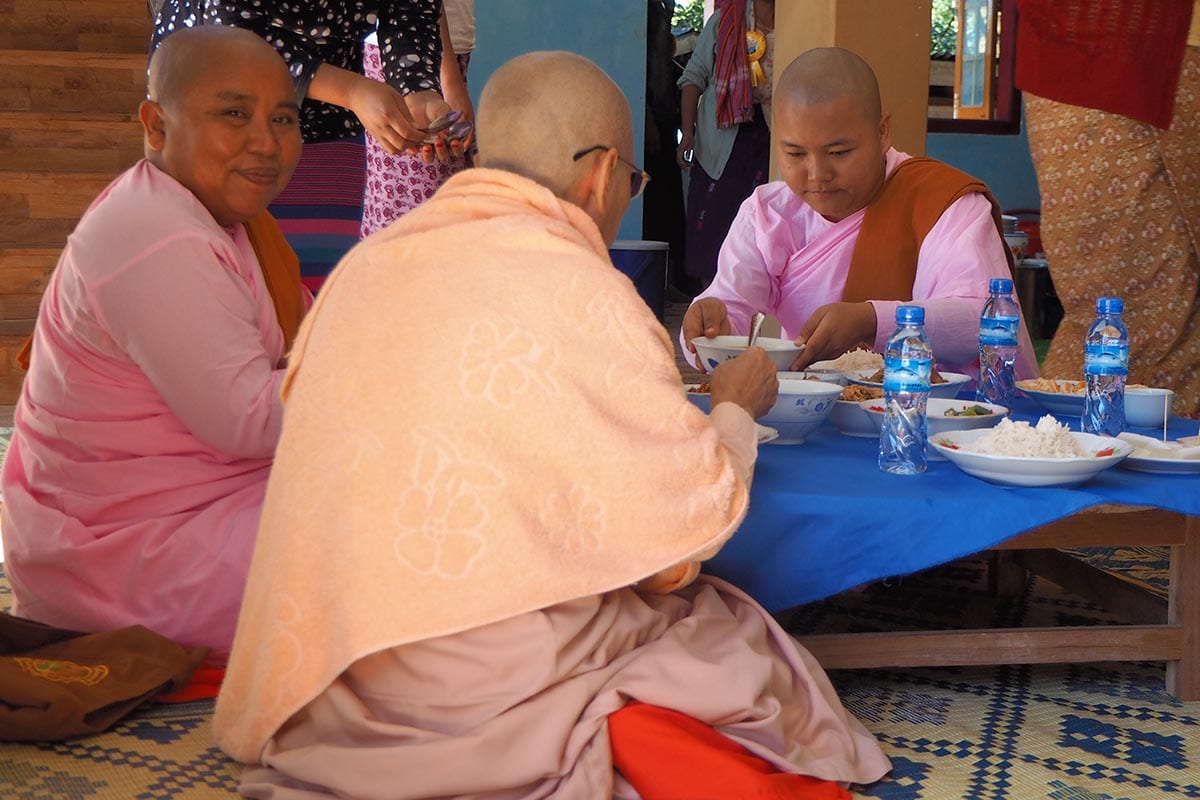 Unsere schönsten Myanmar Sehenswürdigkeiten: im Thein Taung Monastery in Kalaw
