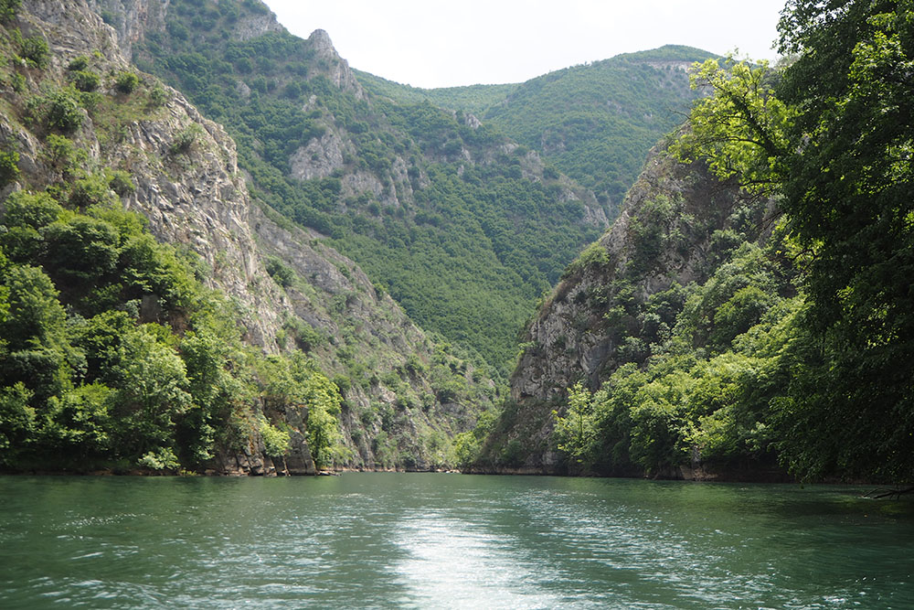 Außergewöhnliche Reiseideen in Europa mit Kindern – Matka Canyon bei Skopje in Mazedonien