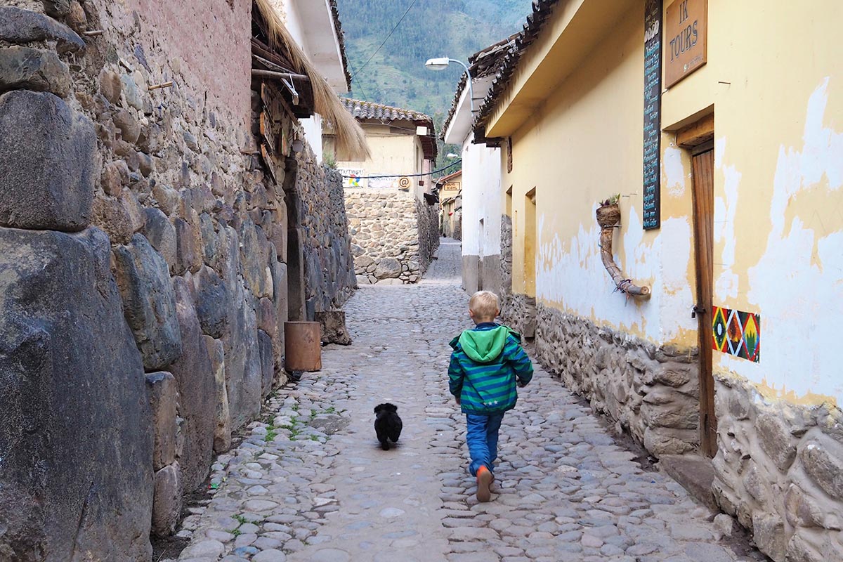 Unterwegs in den Gassen von Ollantaytambo