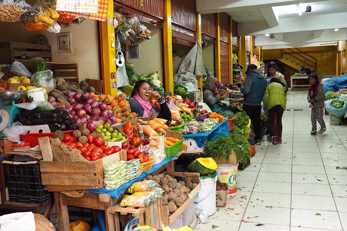 Heiliges Tal der Inka – auf dem Markt in Ollantaytambo