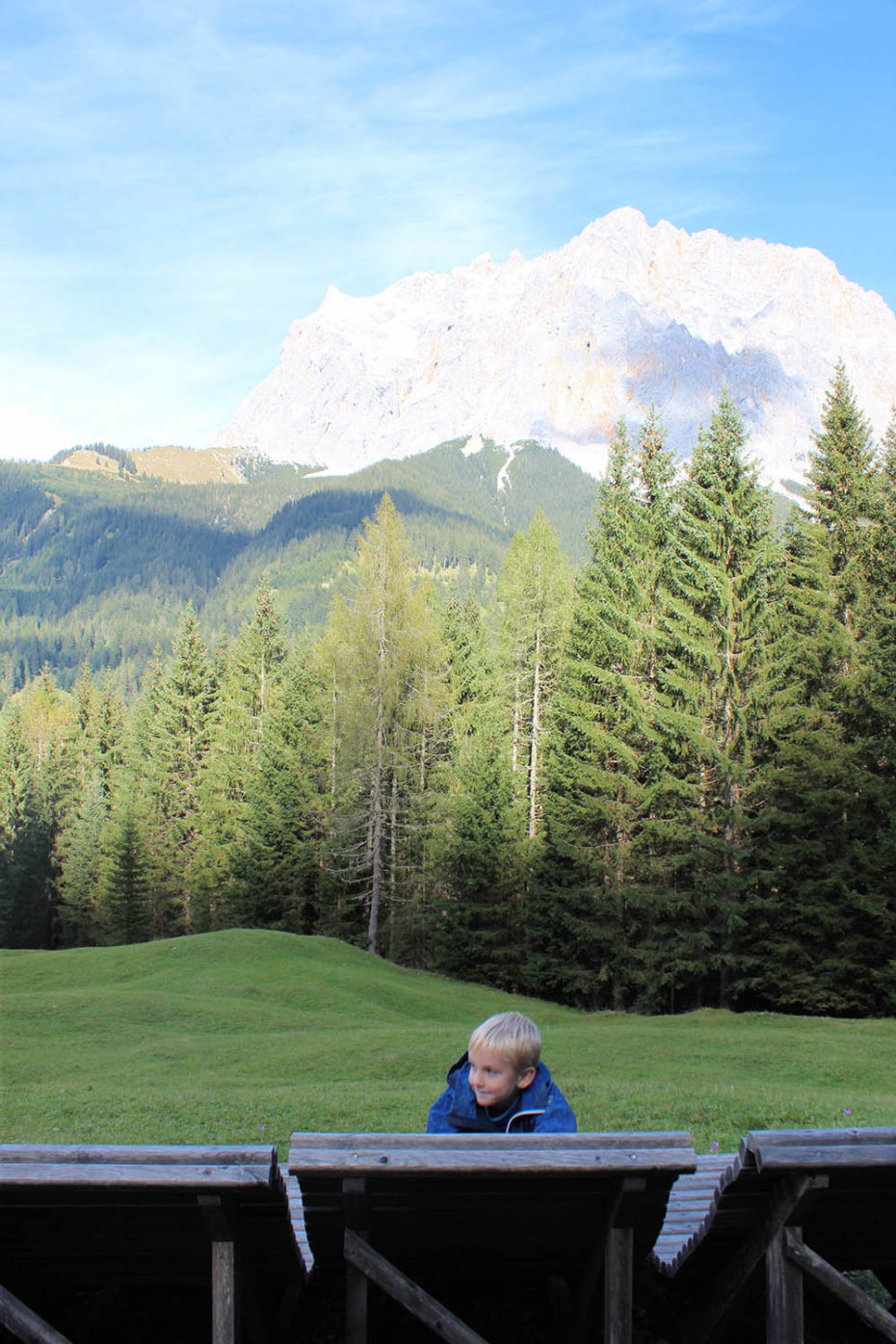 Ferien in Bayern mit Kind auf der Zugspitze